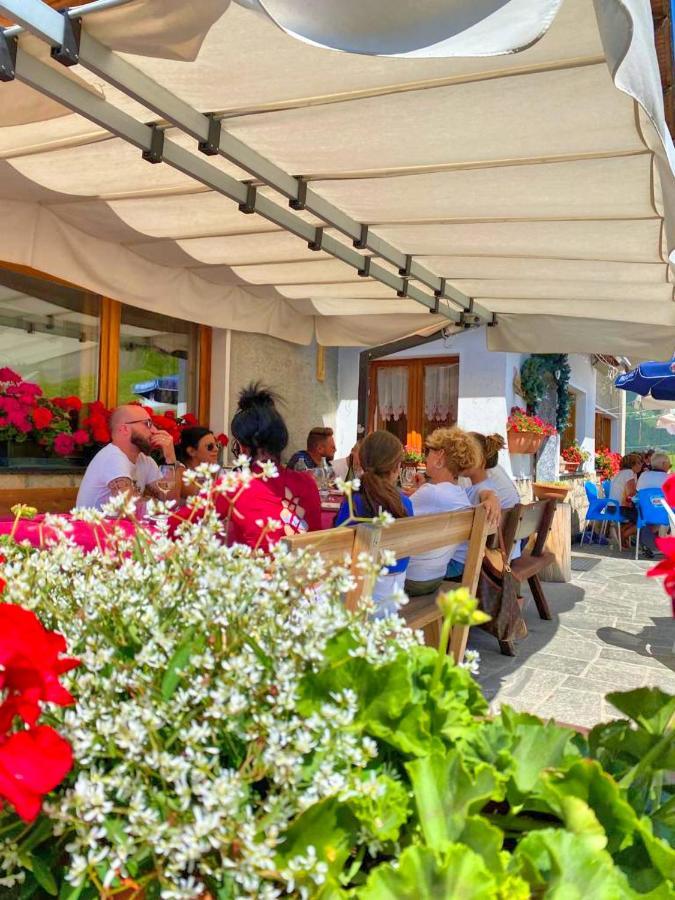 Hotel Ristorante San Pietro Valdisotto Exterior foto